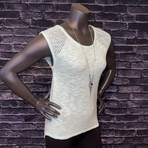 NWOT Xhilaration Light Aqua Blue Crochet-back Knit Sleeveless Top XS - Picture 3 of 8